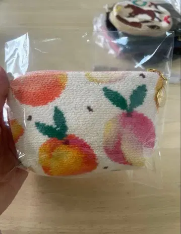 FEILER 페이러 피치 패턴 파우치