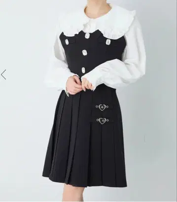 앙크루즈 비쥬 버튼 점프 스커트 블랙 지뢰