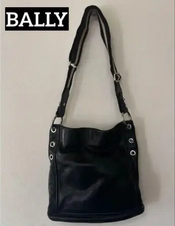 BALLY 숄더백 블랙 가죽 새상품급 남성용 겸용