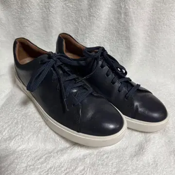 Clarks Unstructured 가죽 스니커즈 네이비