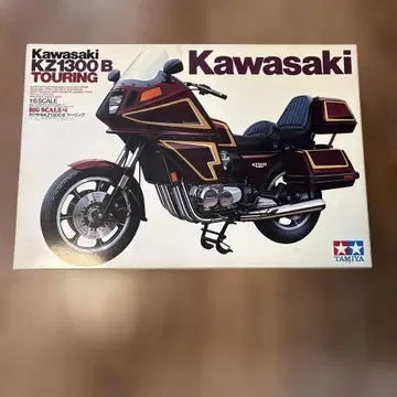 TAMIYA 1/6 Kawasaki KZ1300 B TOURING