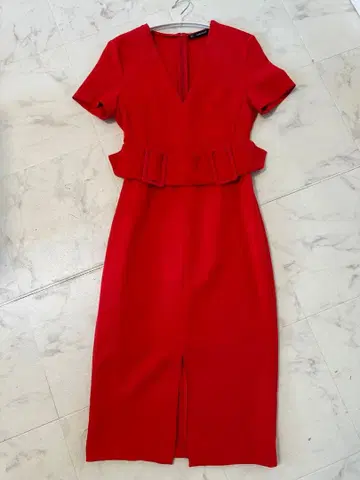 ZARA BASIC 레드 무릎 기장 원피스 벨트 포함 XS