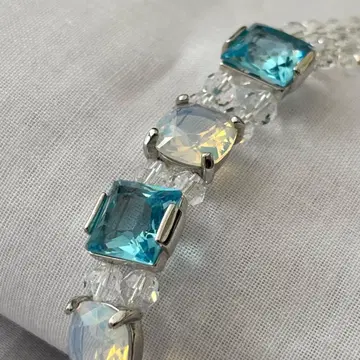 Swarovski 크리스탈 목걸이 블루 x 밀키 클리어