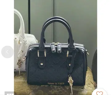 Maison de FLEUR 모노그램 키 참 보스턴 S 백