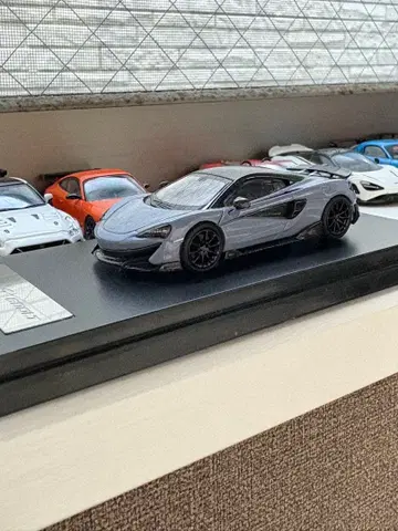 1/64 맥라렌 600LT