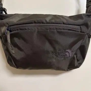 THE NORTH FACE 숄더백 브라운