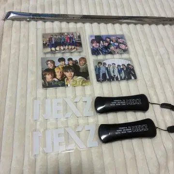 NEXZ 응원봉 트레이딩 카드
