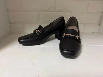 오리엔탈 트래픽 점프 가능한 펌프스 23.5cm (37) *미사용품*