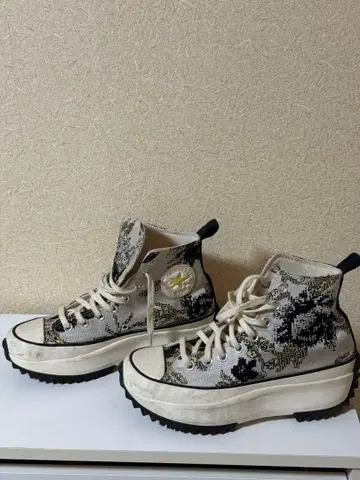 새상품급 Converse Chuck Taylor 스니커즈 24.5cm