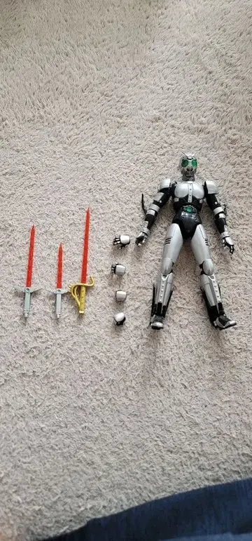 S.H.Figuarts 섀도우문 가면라이더 BLACK 피규아트