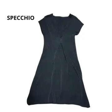 SPECCHIO 셔틀 플리츠 프론트 턱 원피스 블랙
