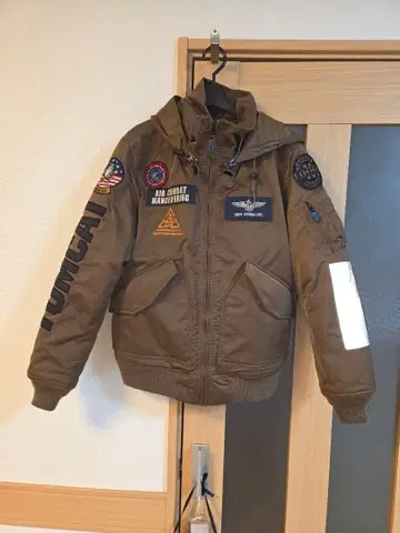 AVIREX TOP GUN MA-1 플라이트 자켓