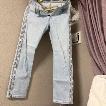 Levi's 501 사이드 로고 데님 팬츠 라이트 블루