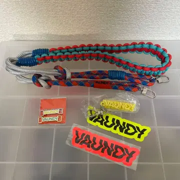 vaundy 스마트폰 숄더 외