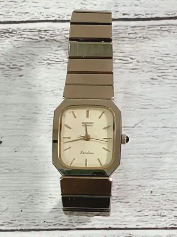 SEIKO 쿼츠 손목시계