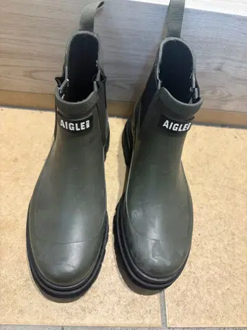 AIGLE 레인부츠 카키 첼시부츠