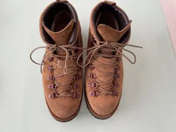 정말 예쁜 Danner 트레킹 부츠 브라운 스웨이드