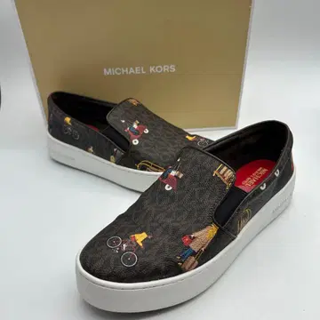 새상품급 MICHAEL KORS 슬립온 스니커즈 브라운