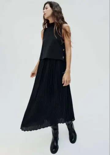 새상품급 ZARA 슬리브리스 버튼 원피스 콤비 플리츠 원피스 블랙