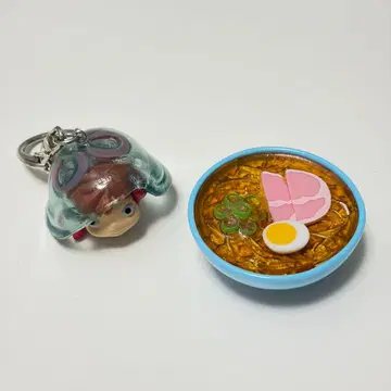 지브리파크 한정판 벼랑 위의 포뇨 음식 마그넷 키링