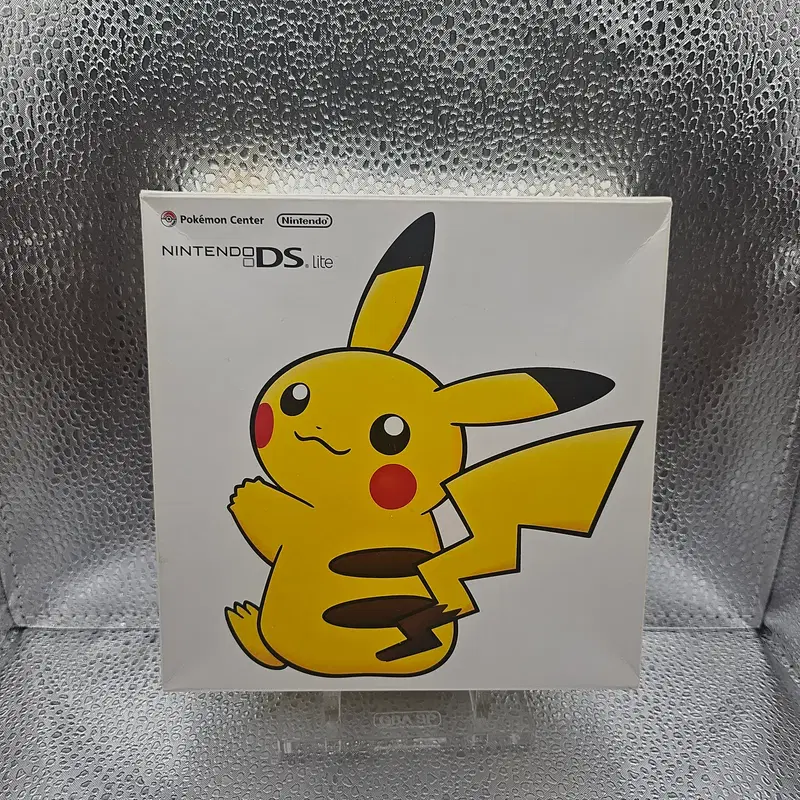 닌텐도 DS Lite 피카츄 에디션 포켓몬센터 한정판 중고 판매합니다!