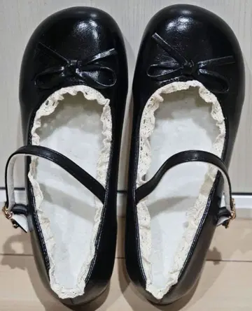 [메리 제인] 미사용 새상품 BLACK 리본 아이보리 레이스 펌프스
