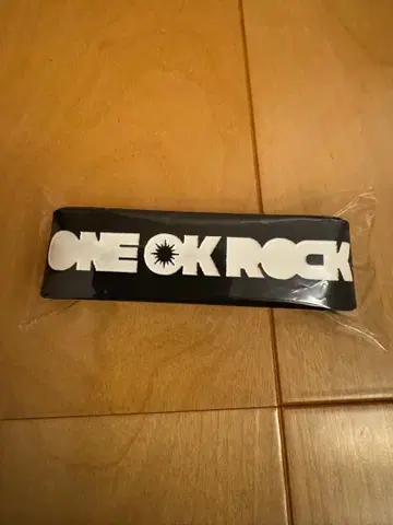 ONE OK ROCK 러버 밴드 LUXURY DISEASE