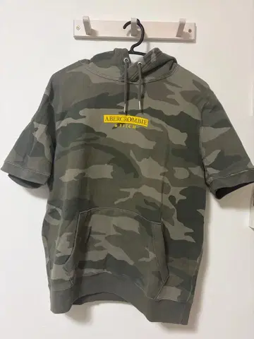 ABERCROMBIE & FITCH 카모플라쥬 L 반팔 후드 후드티