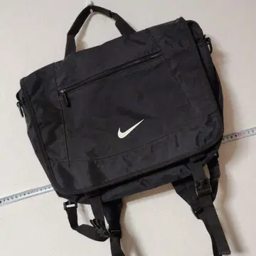 B 가방 B ) NIKE y2k Tech 블랙 백팩 백팩