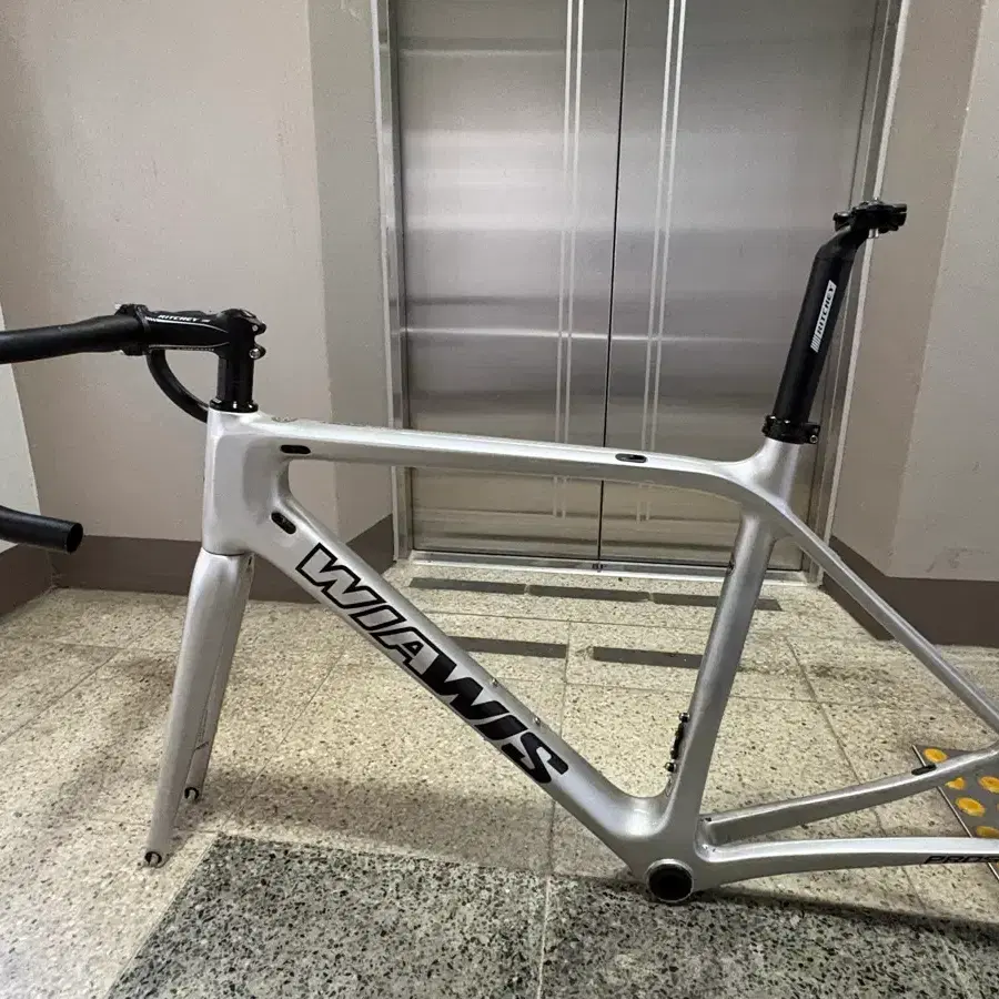Wiawis TXT Pro size S frameset | Bunjang Global