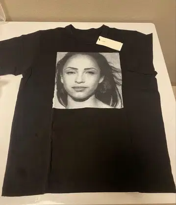 sacai SADE 티셔츠 사이즈 4 사카이 샤데이