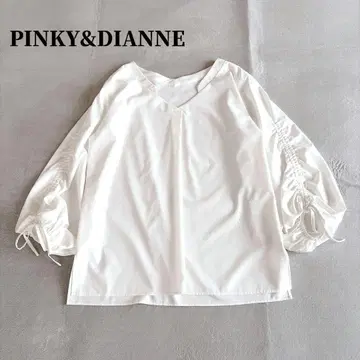 새상품급 PINKY&DIANNE 개더 슬리브 블라우스 화이트 38
