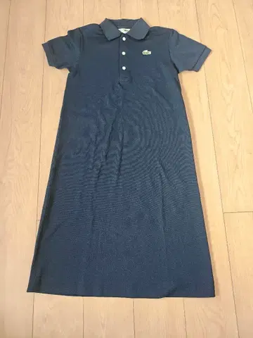 새상품급 Lacoste 네이비 반팔 폴로 원피스 사이즈 40