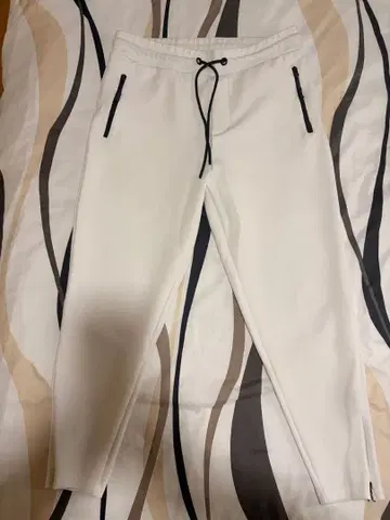 ZARA 스웨트 팬츠 화이트 L 사이즈