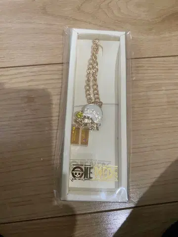 원피스 트라팔가 로 벌스데이 키링 백참