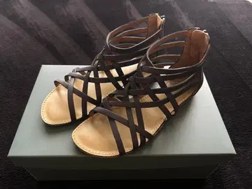 Clarks 샌들