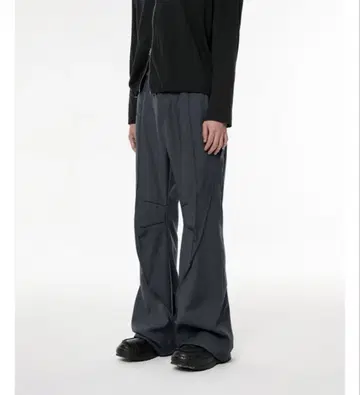 FLAREUP Diagonal Flare Pants black 테크 계열