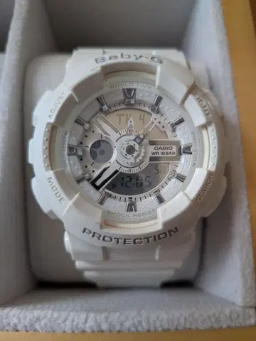 CASIO 베이비-G 화이트 손목시계 본체