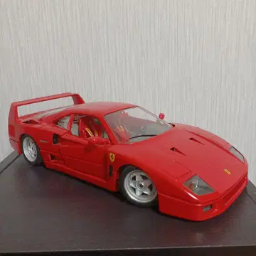 브라라고 1/18 페라리 F40 Bburago