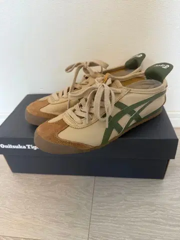 새상품급 오니츠카타이거 MEXICO66 스니커즈 22.5cm