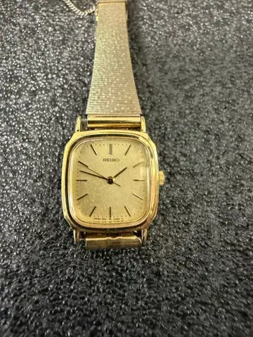[ 작동 ] SEIKO 여성용 손목시계 골드 2P21 빈티지