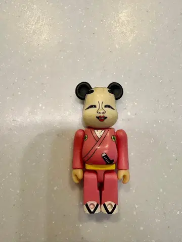[ 레어 최저가 ] BE@RBRICK 오카메사무라이 100% 묶음 구매 환영