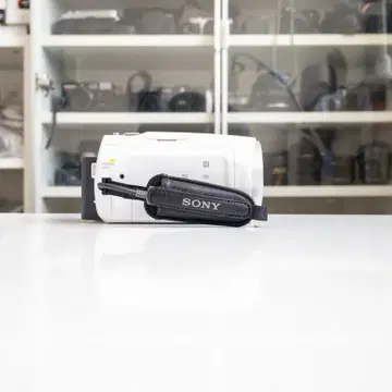 Sony HDR -PJ670 화이트 한글판 / 캠코더 | 브랜드 중고거래 플랫폼