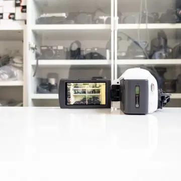 Sony HDR -PJ670 화이트 한글판 / 캠코더 | 브랜드 중고거래 플랫폼