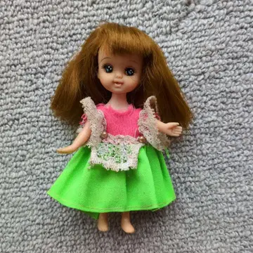타카라 당시 물건 오센치 삿짱 미니 인형 옷 갈아입히기 인형 리카짱