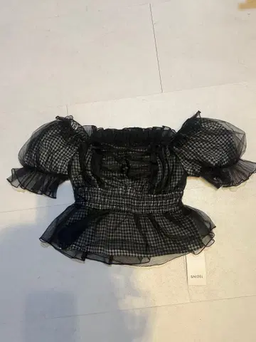 SNIDEL 깅엄 체크 오프숄더 블라우스