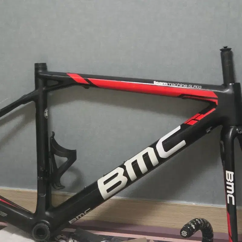BMC 팀머신 SLR03 풀카본 프레임