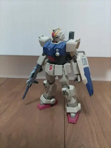 ROBOT혼 RX-79(G) 육전형 건담 (사막 사양)