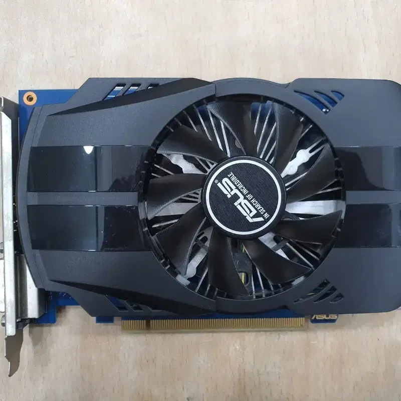 지포스 GT 1030 2G 그래픽카드