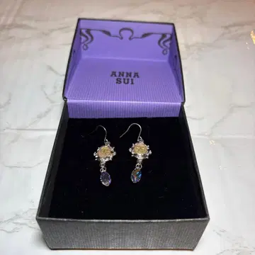 ANNA SUI 귀걸이 양쪽 귀용